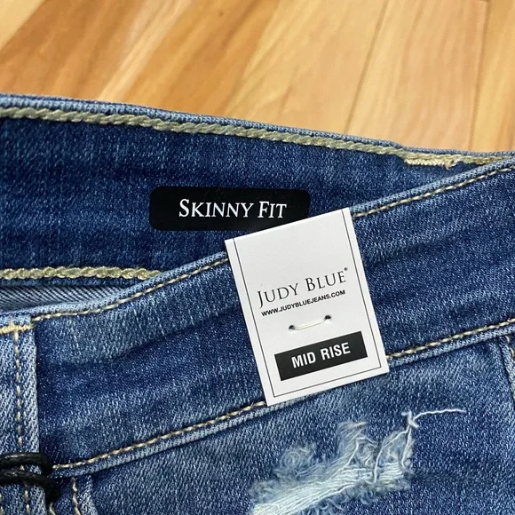 Judy Blue Skinny Jeans Distressed Blue - Picture 3 of 7